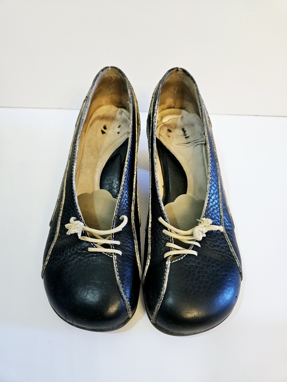 Vintage John Fluevog Minstrel Adiago Pumps Size 11 Black Leather Heels